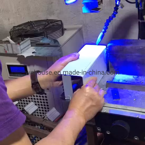 Almacenamiento de esquina de almacenamiento de baño de acero inoxidable para pared de estantes domésticos